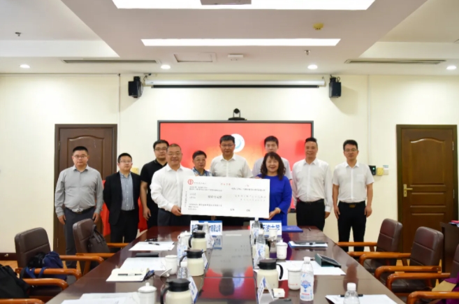 校企合作 双向赋能 | 青源峰达集团与西南石油大学深入校企合作，同谋产学研用新篇章